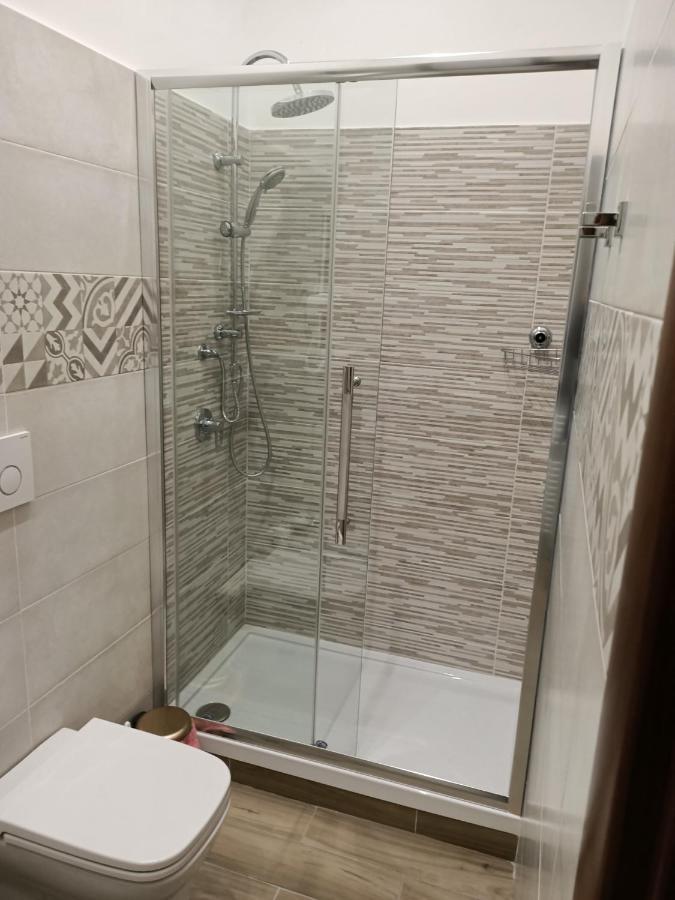 B&B Villa Salome' San Pietro Clarenza Екстер'єр фото