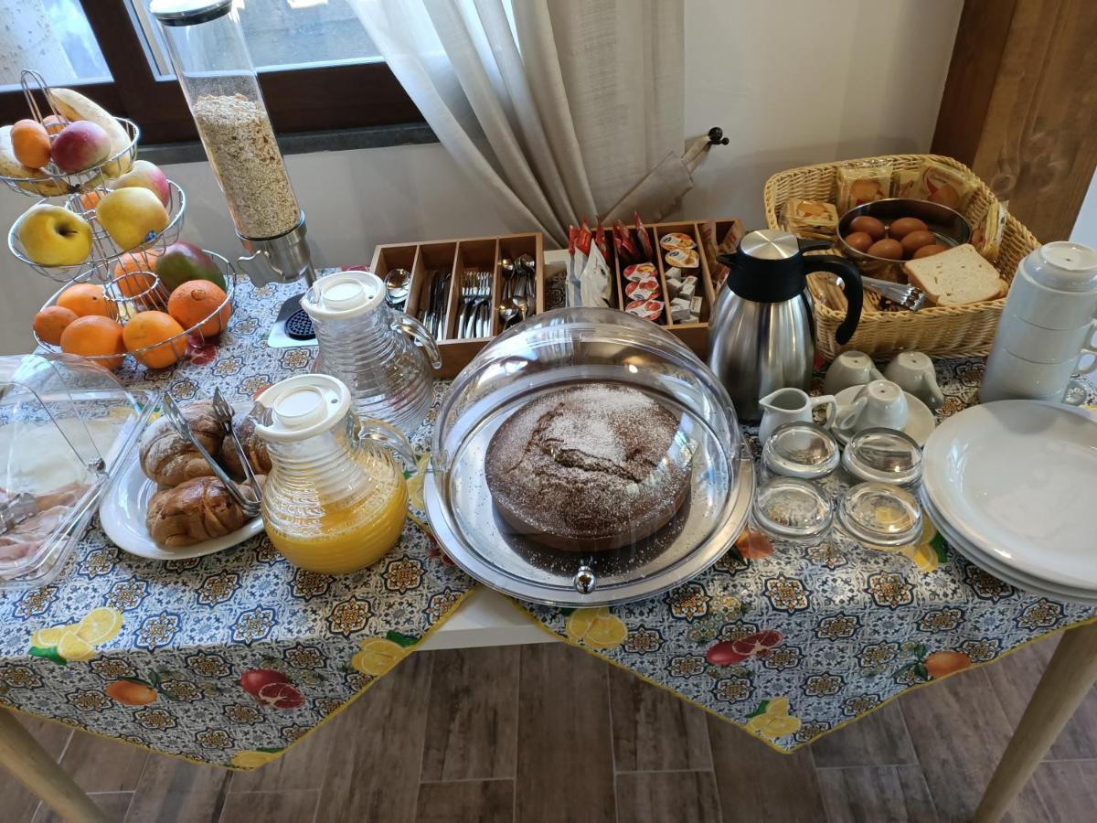 B&B Villa Salome' San Pietro Clarenza Екстер'єр фото