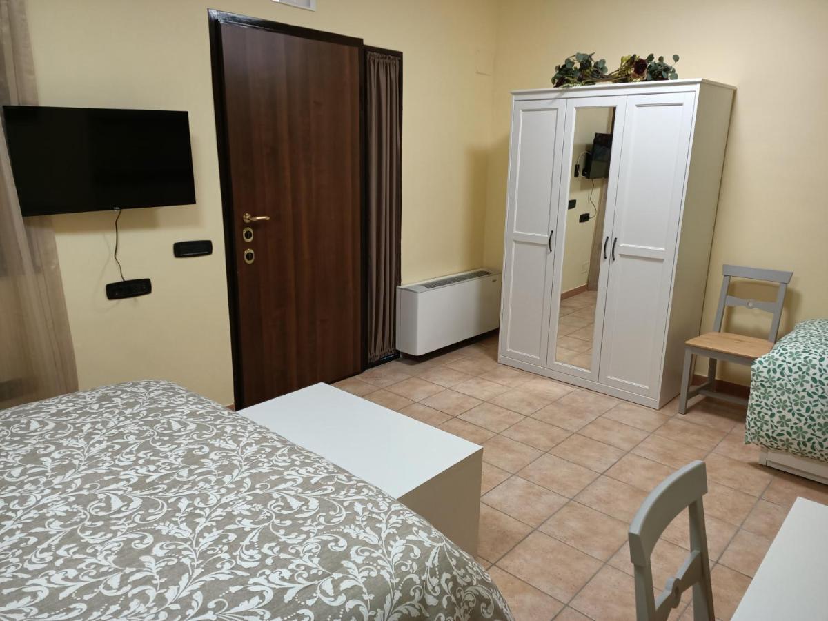 B&B Villa Salome' San Pietro Clarenza Екстер'єр фото